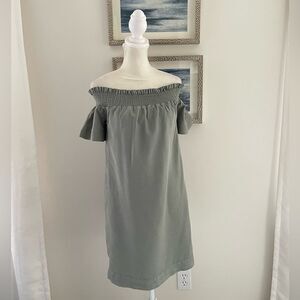 Vineyard Vines olive green dress XS